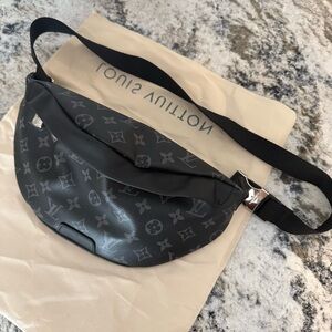 Black Fanny Pack / Belt Bag / Bum Bag